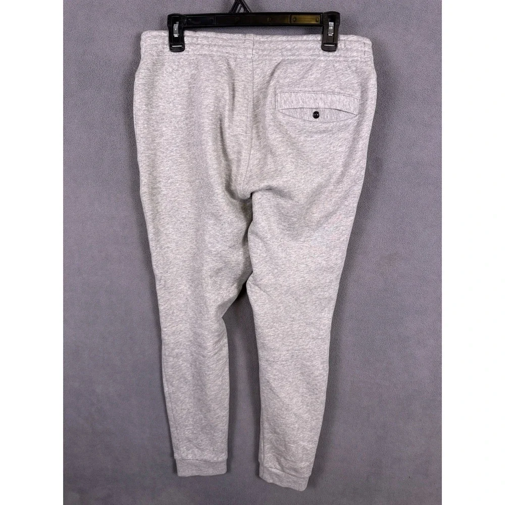 Nike Mens M Gray Joggers Gym Workout Swoosh‎ Club Fleece Sweatpants